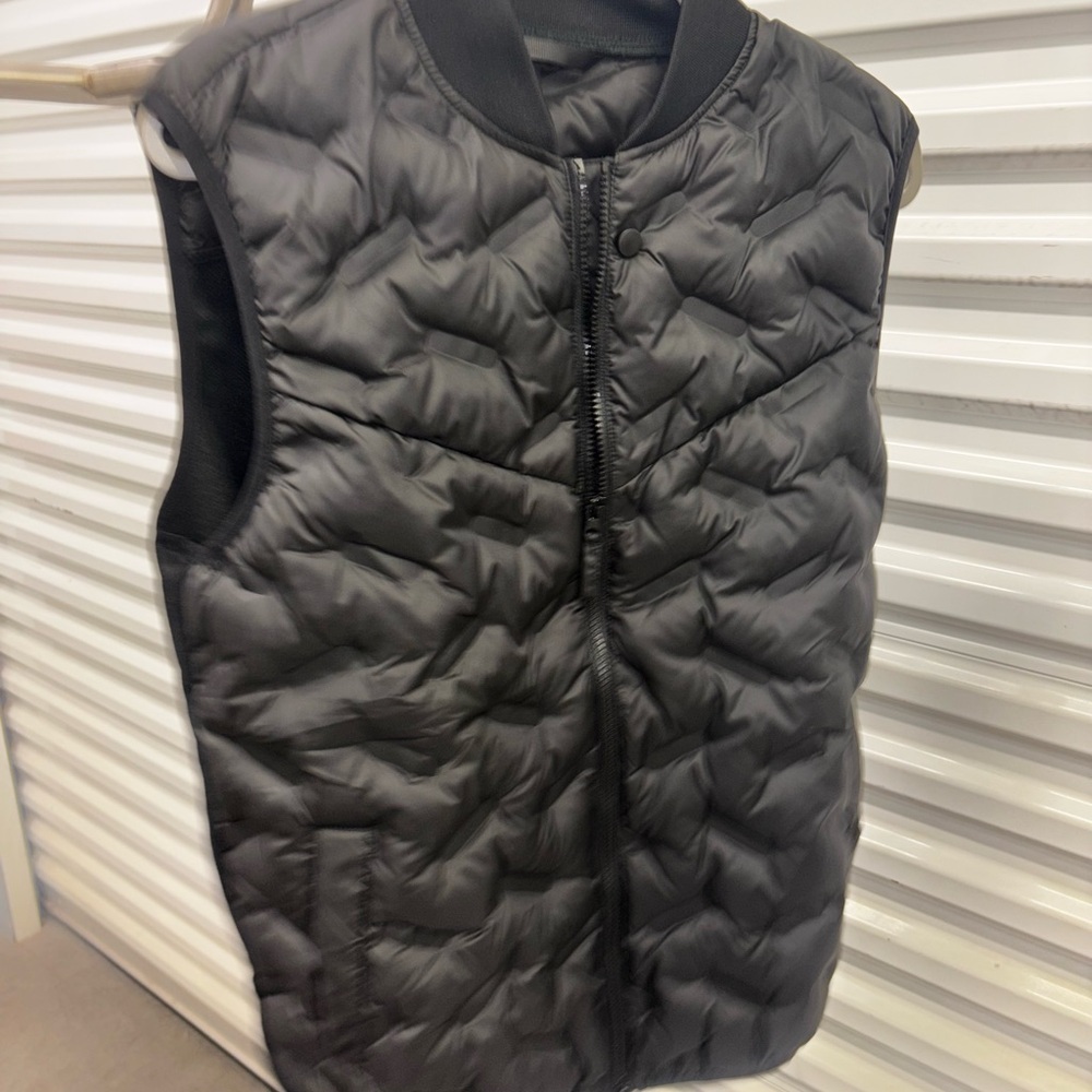 Women’s Black Quilted Puffer Vest